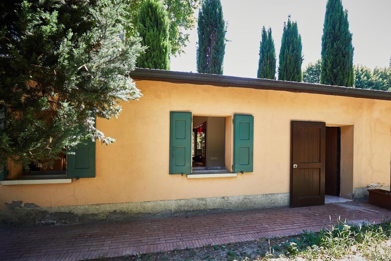 Carlotta Fiera Suite Bologna Bagian luar foto